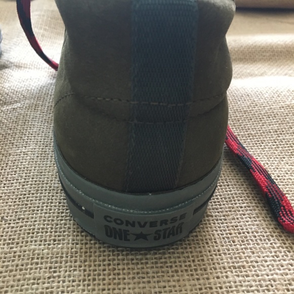 Converse high top sneakers/.  New - Picture 3 of 11